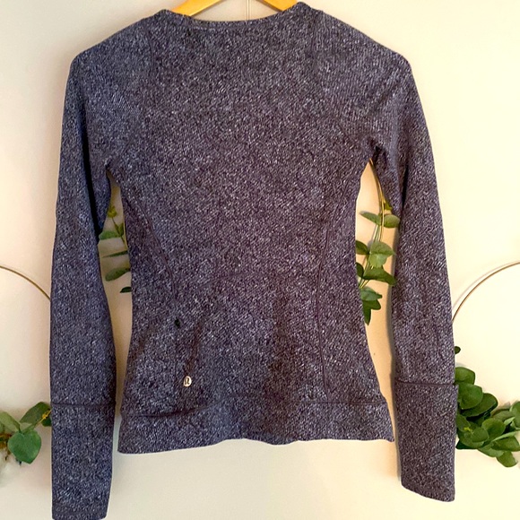 Lululemon Cypress Kiss Long Sleeve size 2 
Fusion Jacquard Black Violet Viola - Picture 7 of 14
